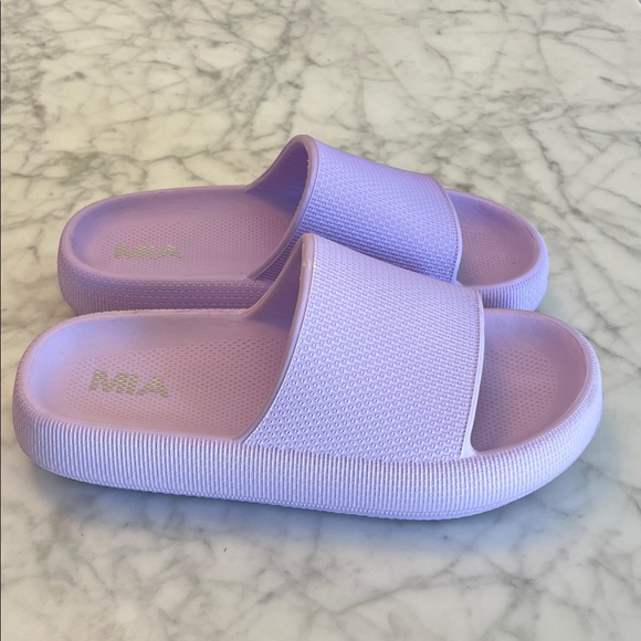 MIA Light Purple Slide Sandals Size 7 - Picture 1 of 6